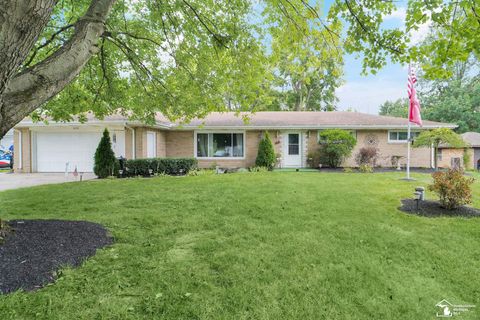Photo of 4230 Saint Anthony Road, Temperance, MI 48182 (MLS # 50185409)