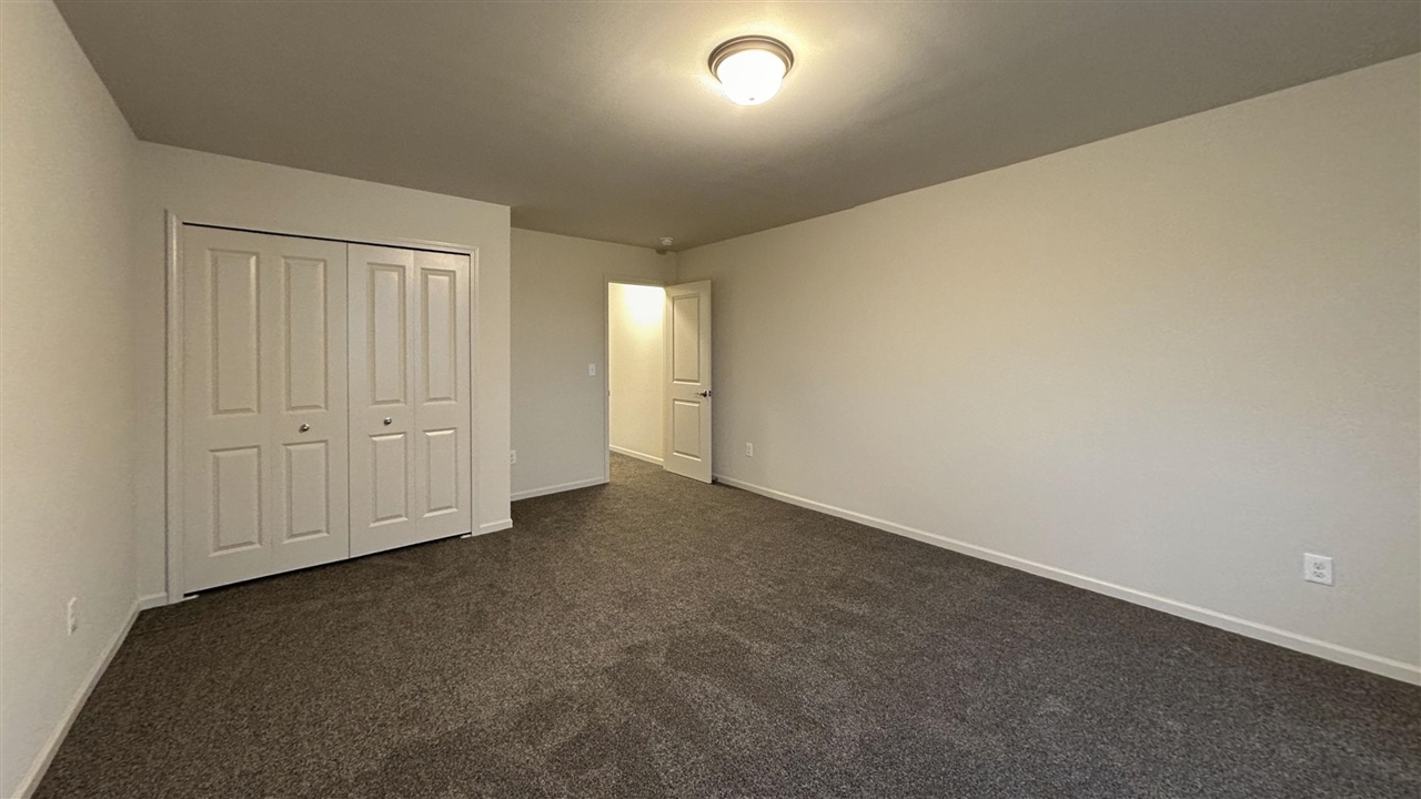 3134 Apple Blossom Way