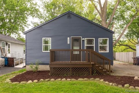 1896 SPAULDING Road Monroe MI 48162
