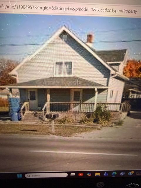 Photo of 1303 S EUCLID Avenue, Bay City, MI 48706 (MLS # 50201636)