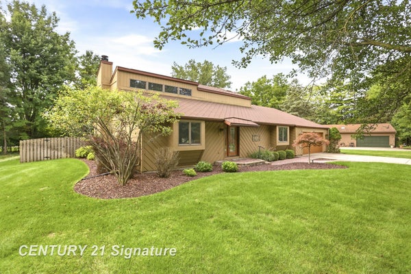 8461 GLENCAIRN ST W, SAGINAW, MI 48609 - Image 20714232ac36698edaaf2d33cbbef2c2/2020797592