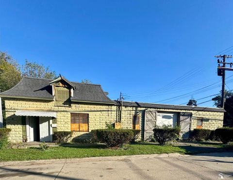 509 Adams Street Monroe MI 48161