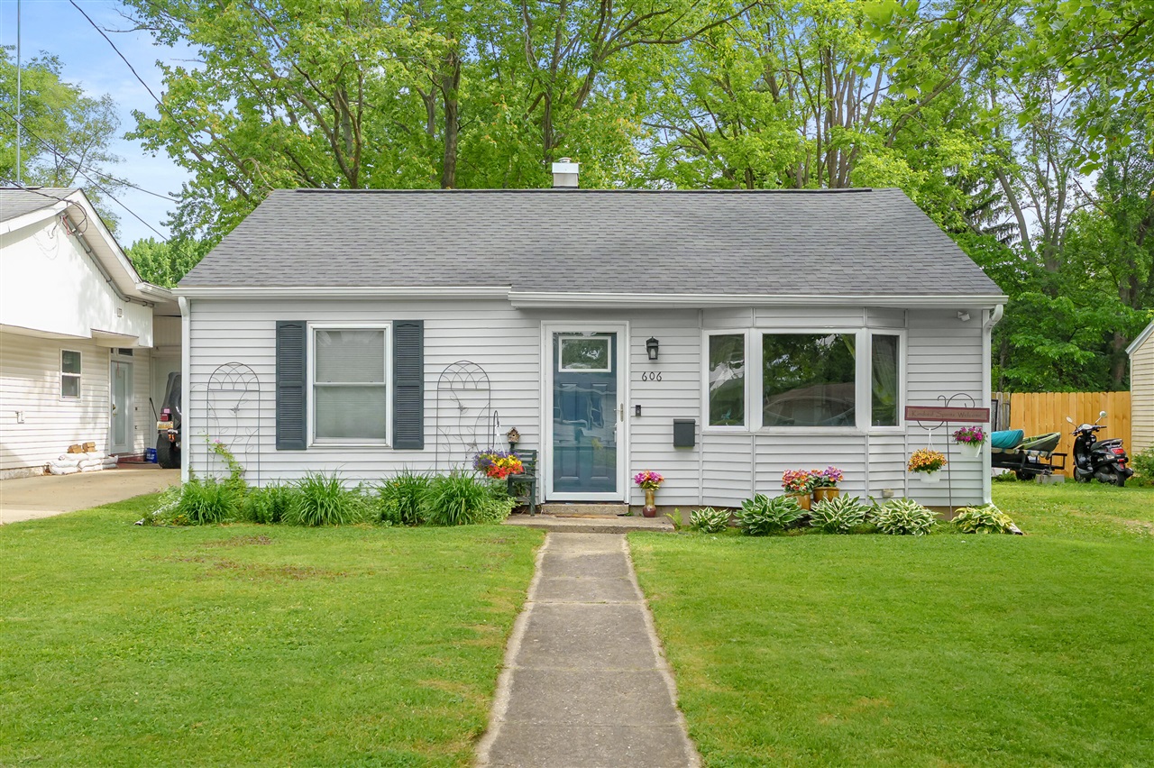 606 Pleasant Avenue