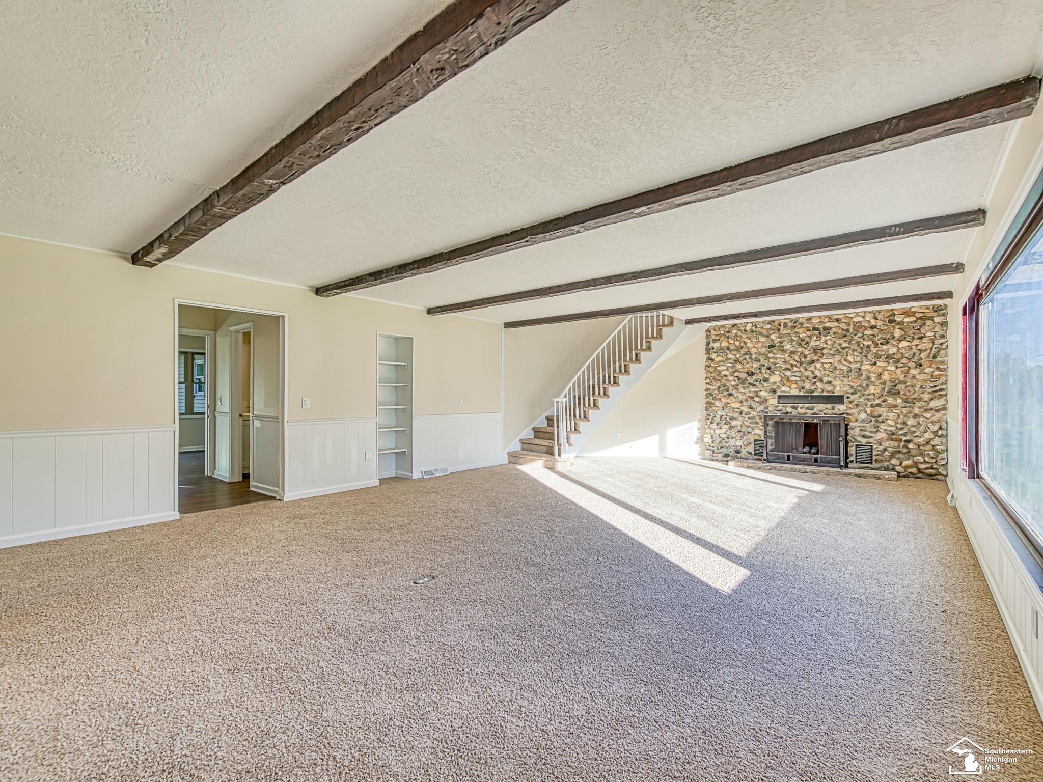 10711 Douglas Road