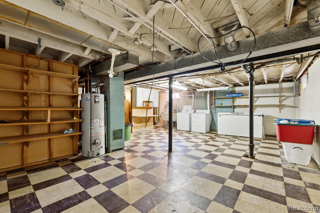 Clawson, Michigan 48017, United States, 3 Bedrooms Bedrooms, ,1 BathroomBathrooms,Residential,Pending,192834