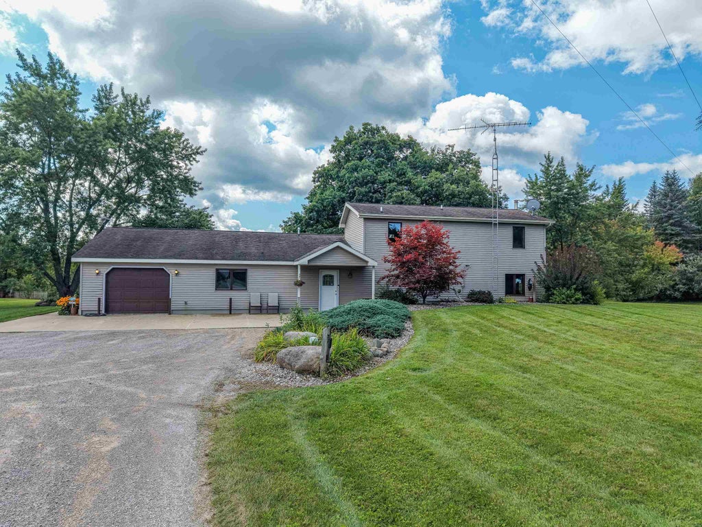 Photo of 3505 Lang Road, Beaverton, MI 48612 (MLS # 50221254)