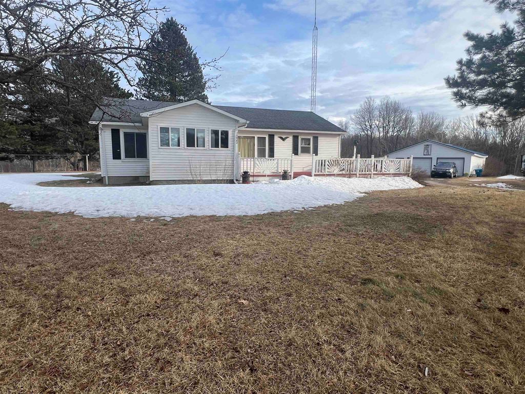 Photo of 7020 E Arnold Lake Road, Harrison, MI 48625 (MLS # 50200677)