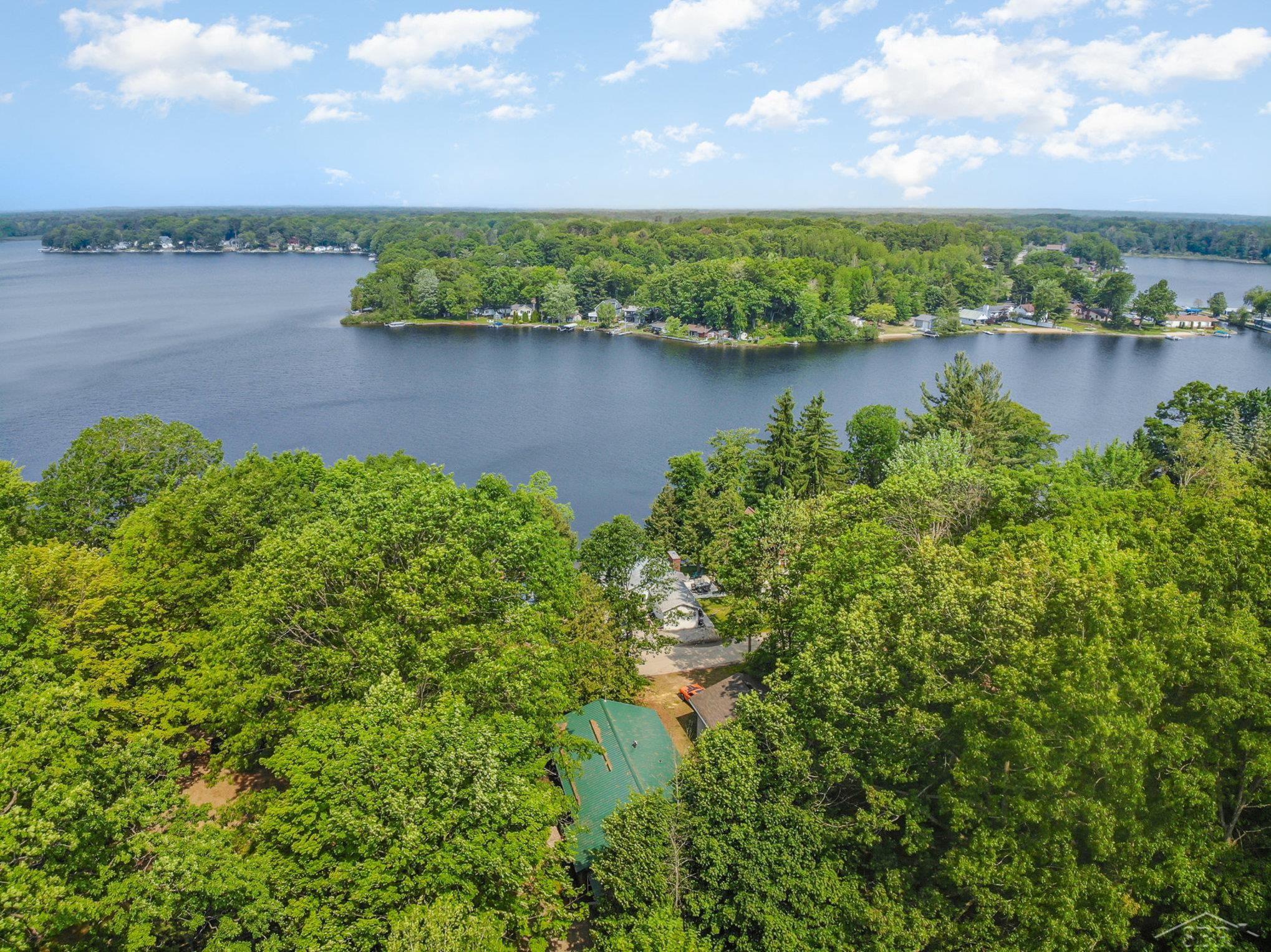 Lake, Michigan 48632, United States, 3 Bedrooms Bedrooms, ,2 BathroomsBathrooms,Residential,Active,192869