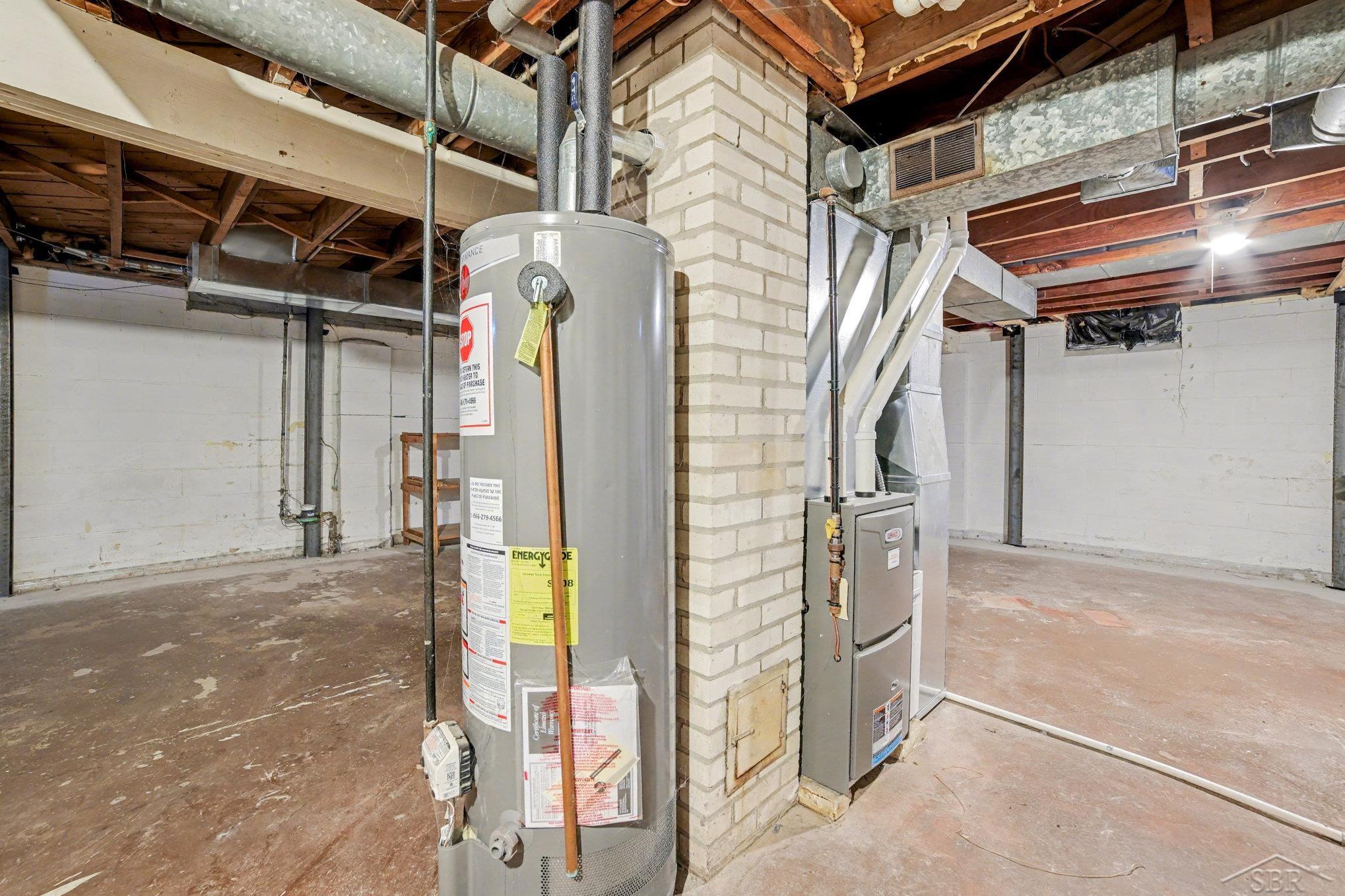 Saginaw, Michigan 48602, United States, 2 Bedrooms Bedrooms, ,1 BathroomBathrooms,Residential,Active,251596