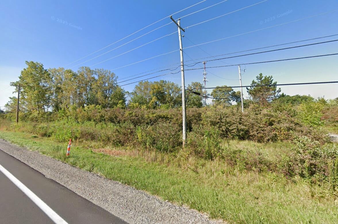 15101 Laplaisance Road
