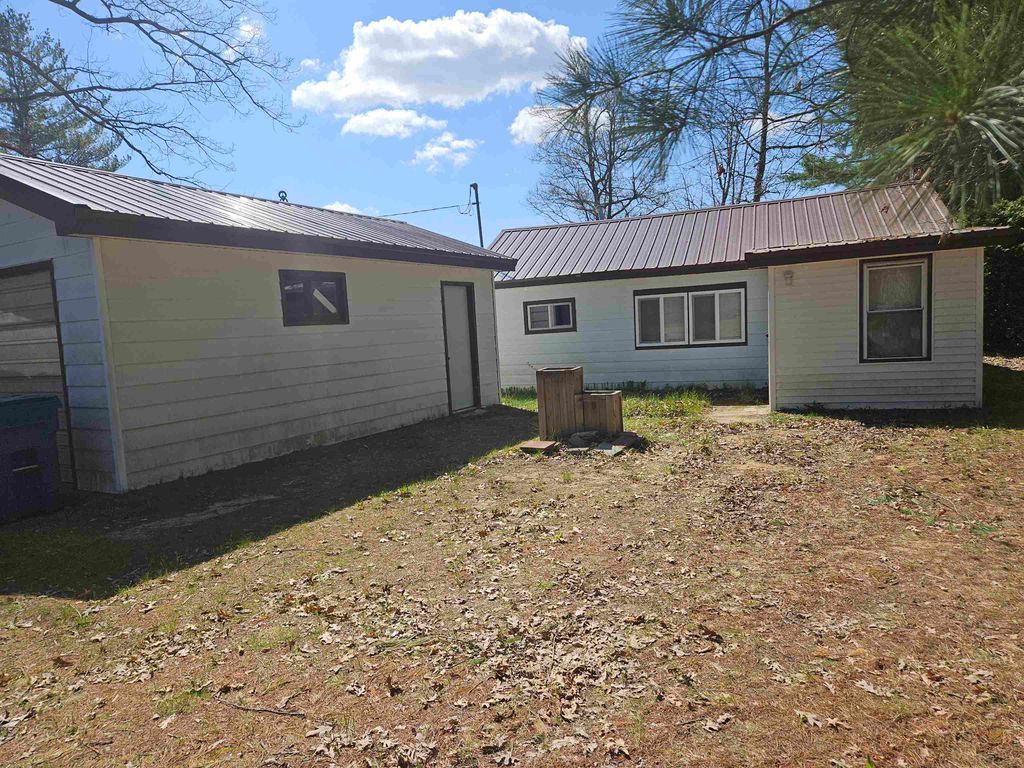Photo of 6644 Carpenter Road, Harrison, MI 48625 (MLS # 50206993)