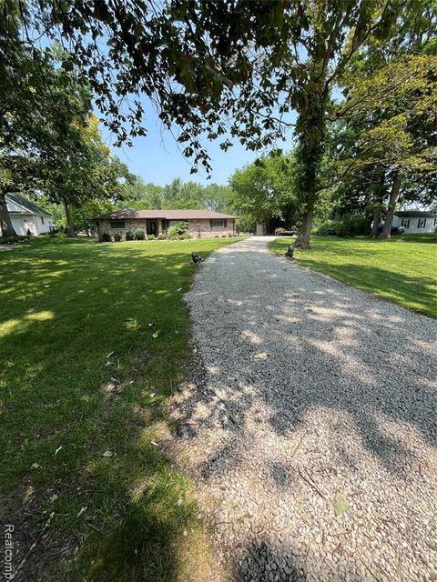 3116 3rd Street La Salle MI 48145