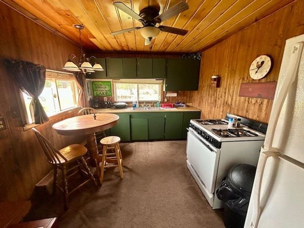 Photo of 5641 Lakeside Drive, Gladwin, MI 48624 (MLS # 50205577)