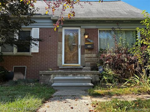 Photo of 17637 Norborne, Redford, MI 48240 (MLS # 60939871)