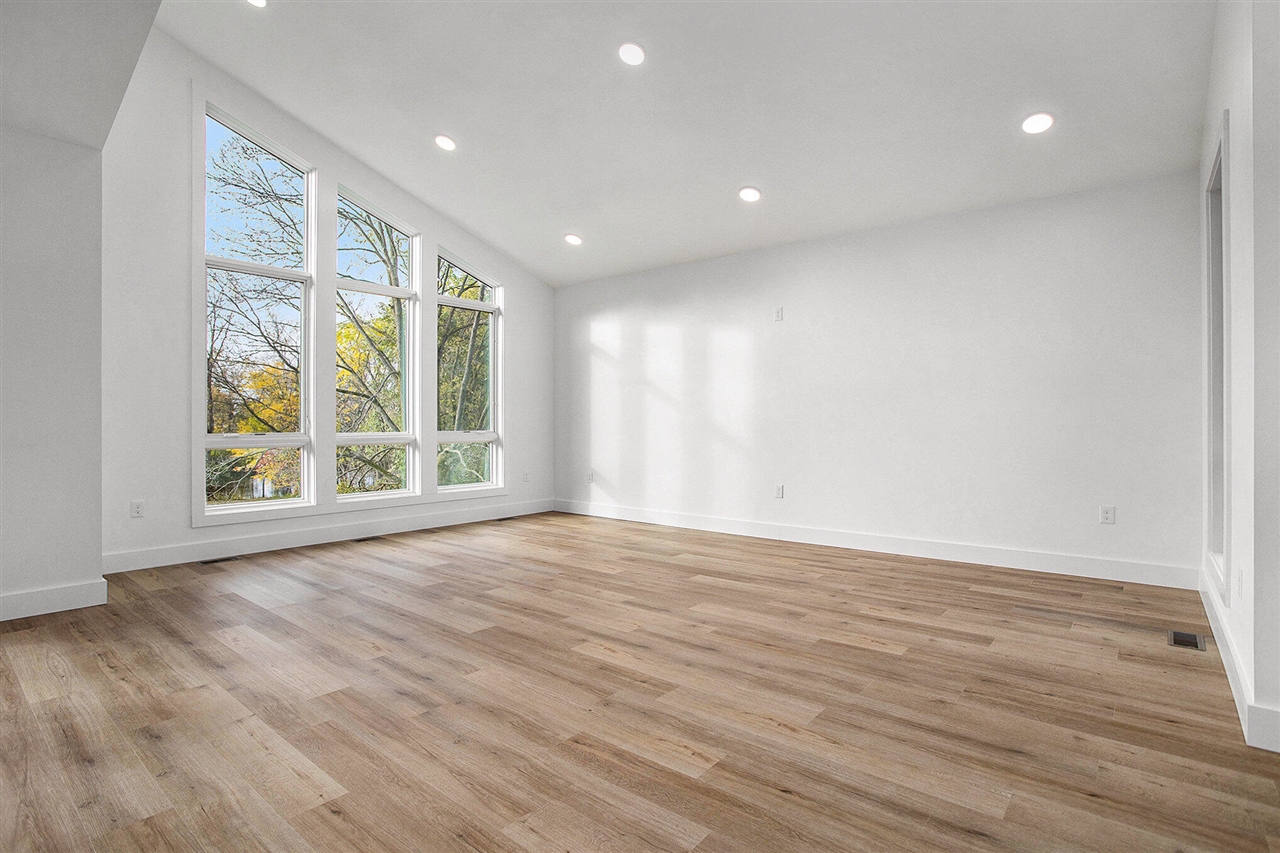 315 W High Street