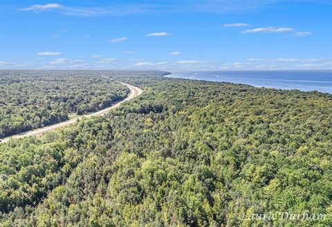 2800 Bluestar/Lakeshore Saugatuck MI 49453