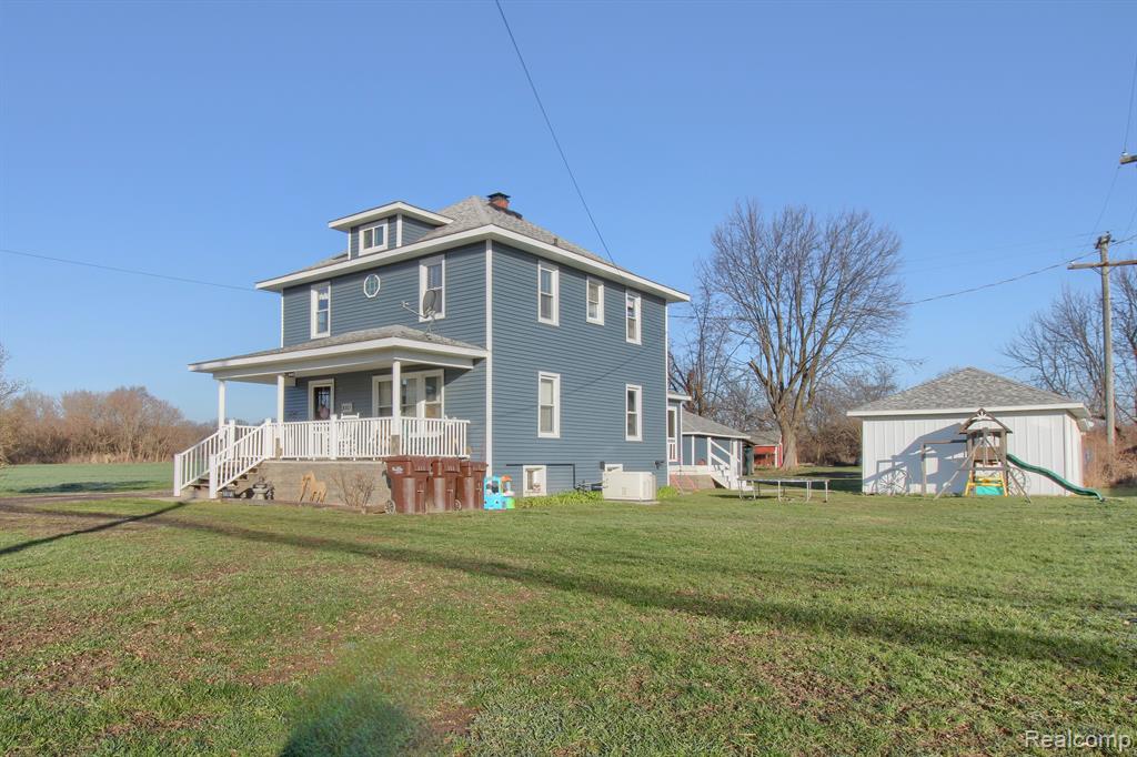 3087 N DIXIE