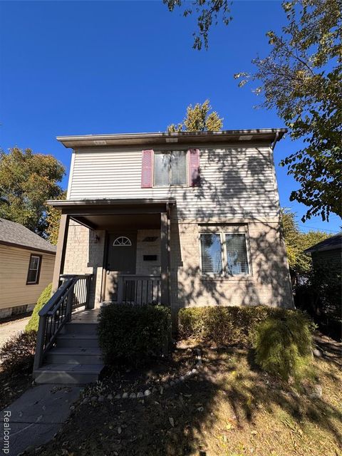 Photo of 38 W Brockton Avenue, Madison Heights, MI 48071 (MLS # 60948581)