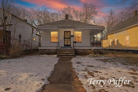 1707 Division Street Muskegon MI 49441