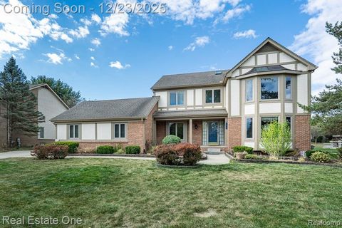 Photo of 1574 Devonshire Drive, Troy, MI 48098 (MLS # 60959774)