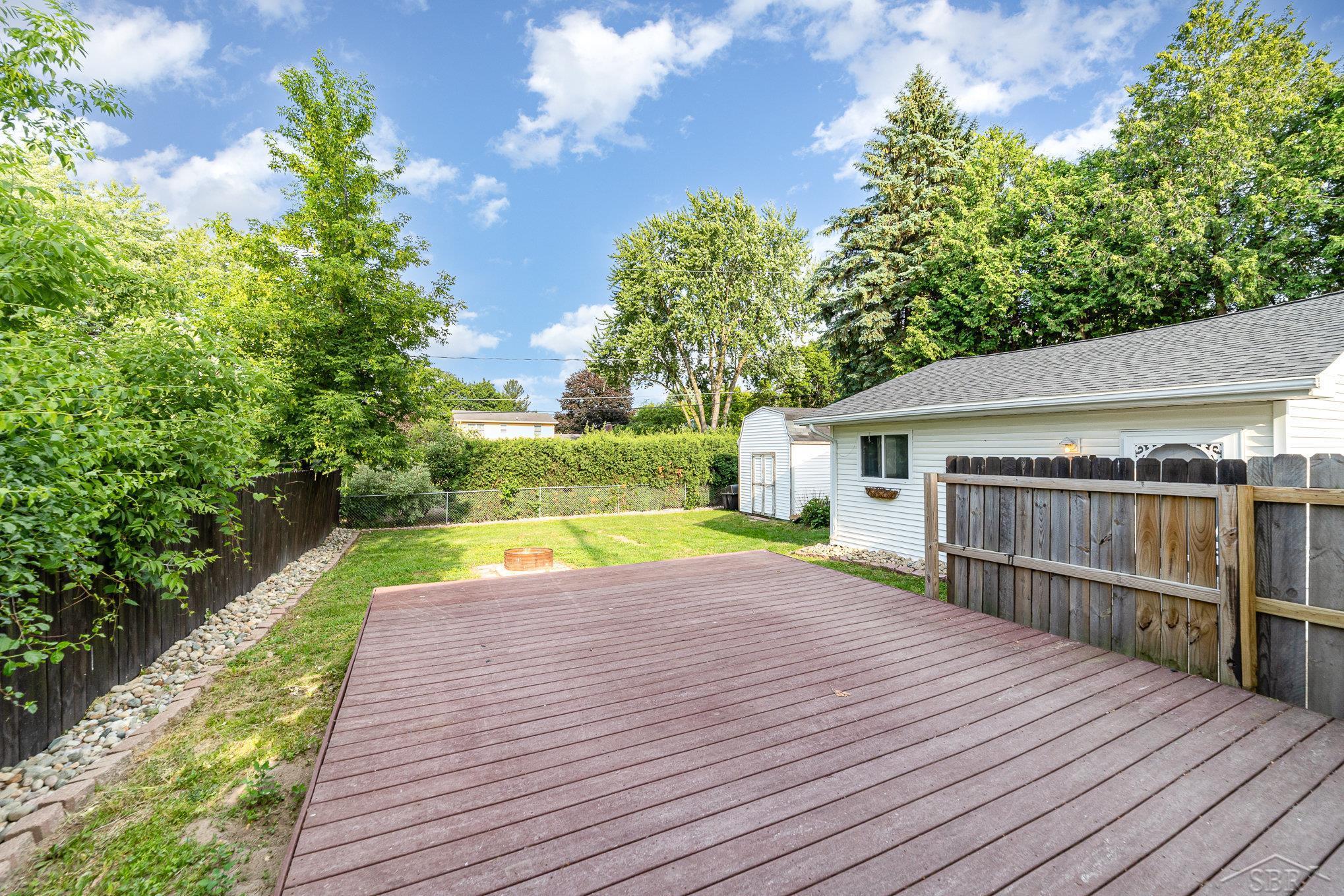 Saginaw, Michigan 48638, United States, 3 Bedrooms Bedrooms, ,1 BathroomBathrooms,Residential,Active,207562