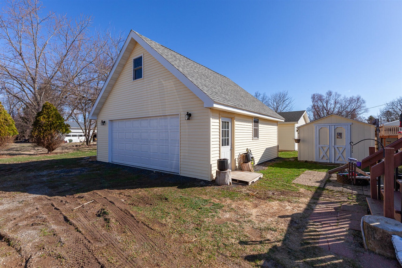 1207 W Pottawatamie Street