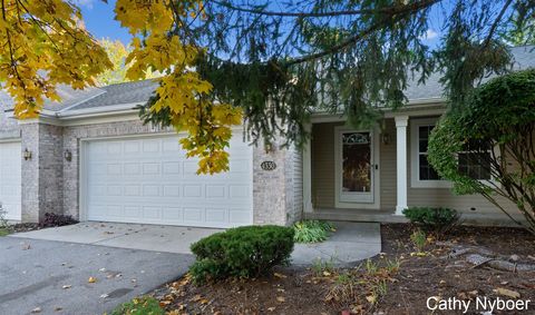 Photo of 4330 Aspen Trails Drive, Grand Rapids, MI 49546 (MLS # 70500773)