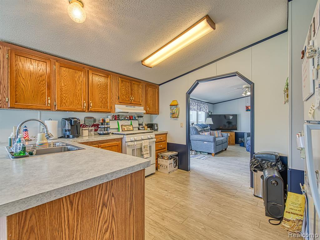 945 Tanner Landing