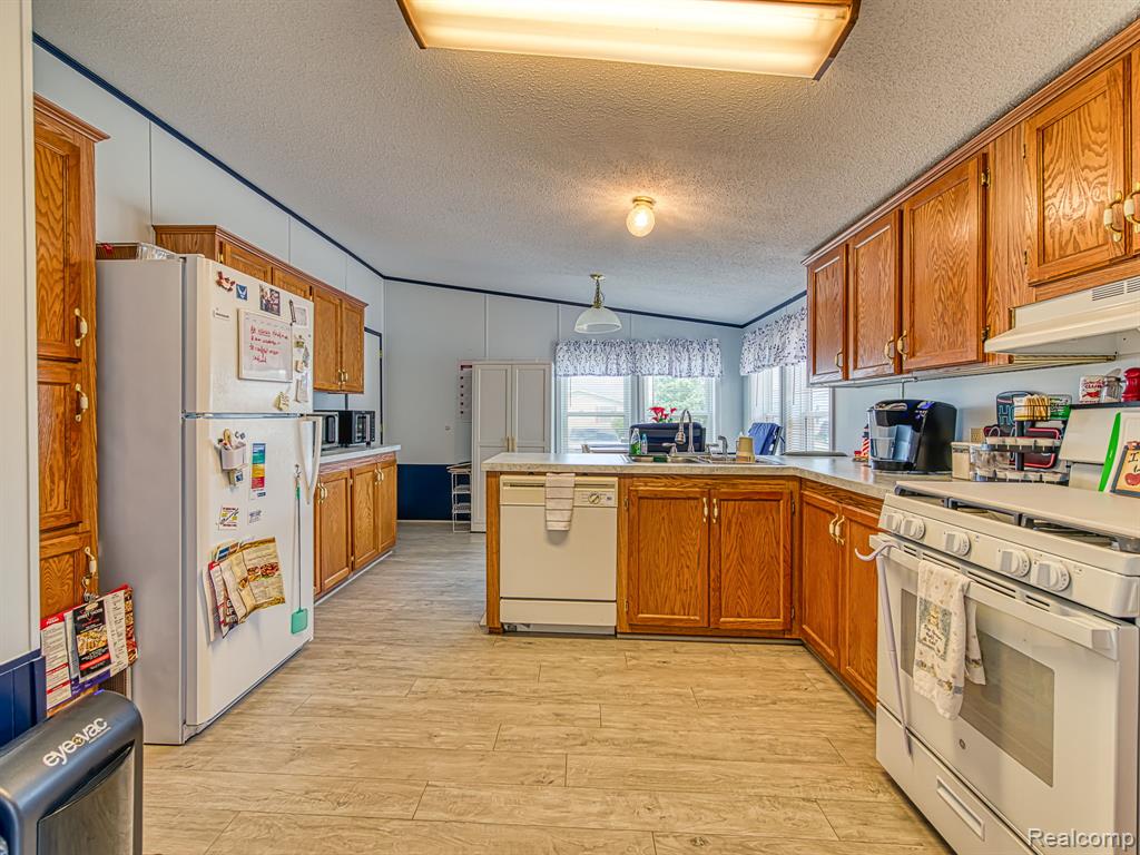 945 Tanner Landing