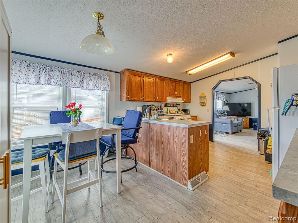 945 Tanner Landing