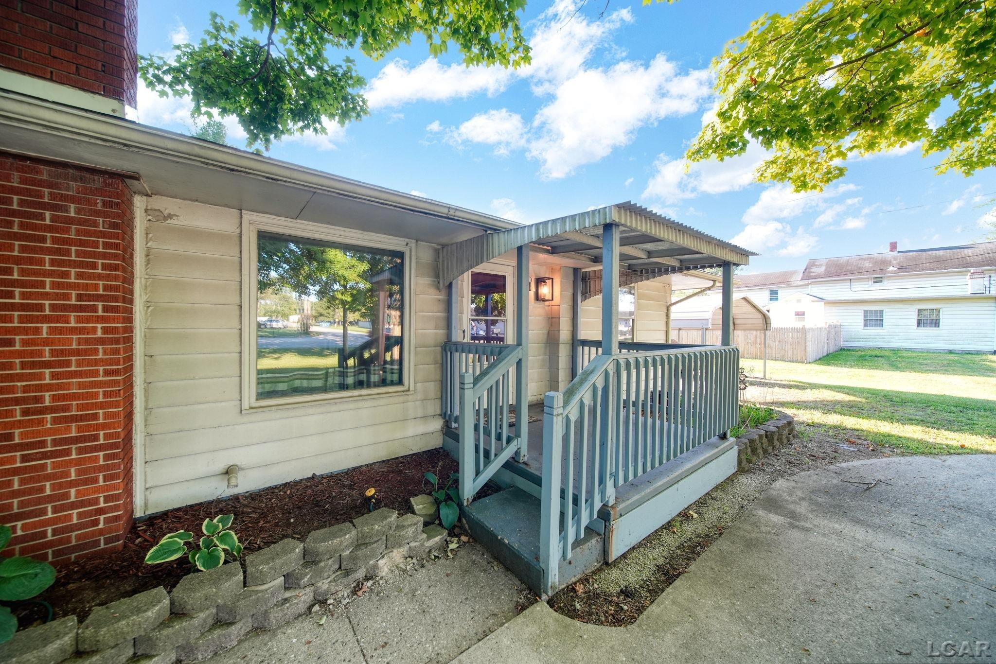 3311 N Adrian Highway