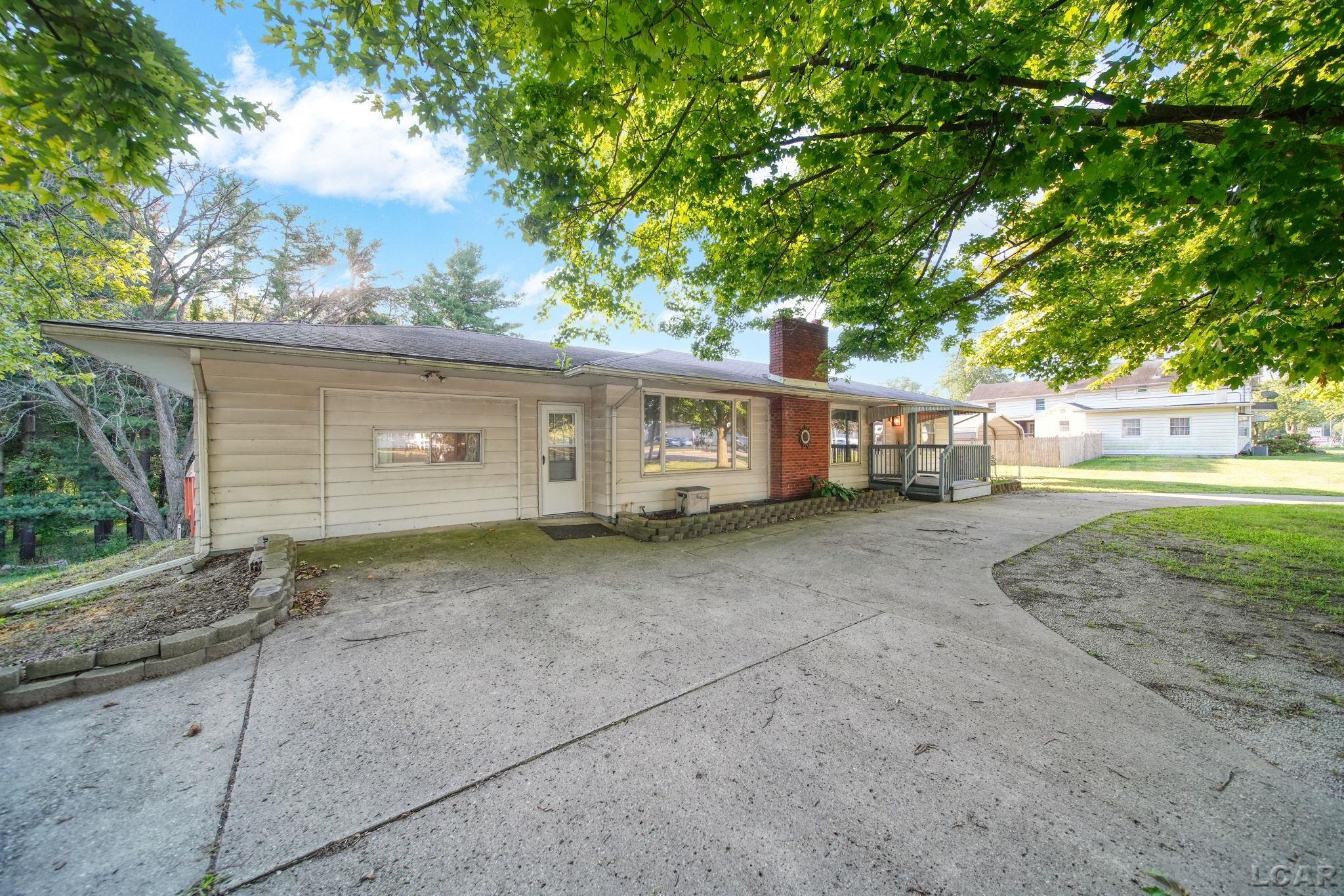 3311 N Adrian Highway