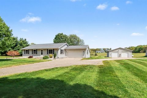Photo of 5383 E CD Avenue, Kalamazoo, MI 49004 (MLS # 70534319)