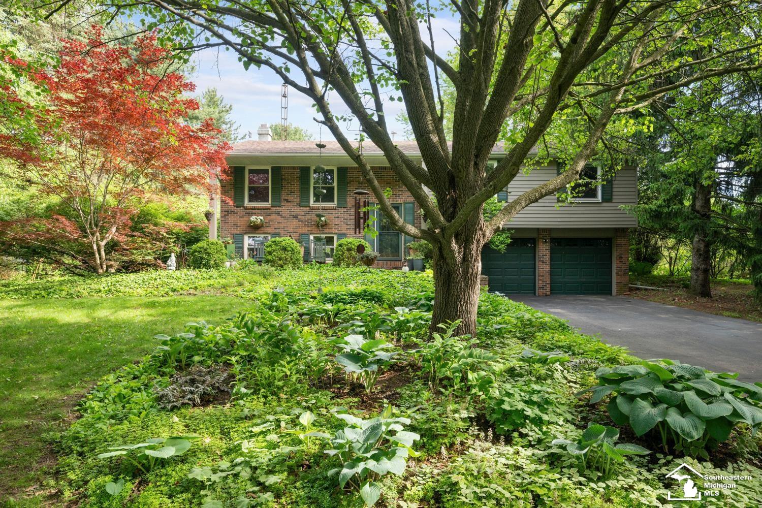 434 W Erie Road