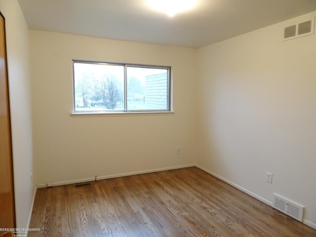 Warren, Michigan 48088, United States, 3 Bedrooms Bedrooms, ,2 BathroomsBathrooms,Residential,Active,250183