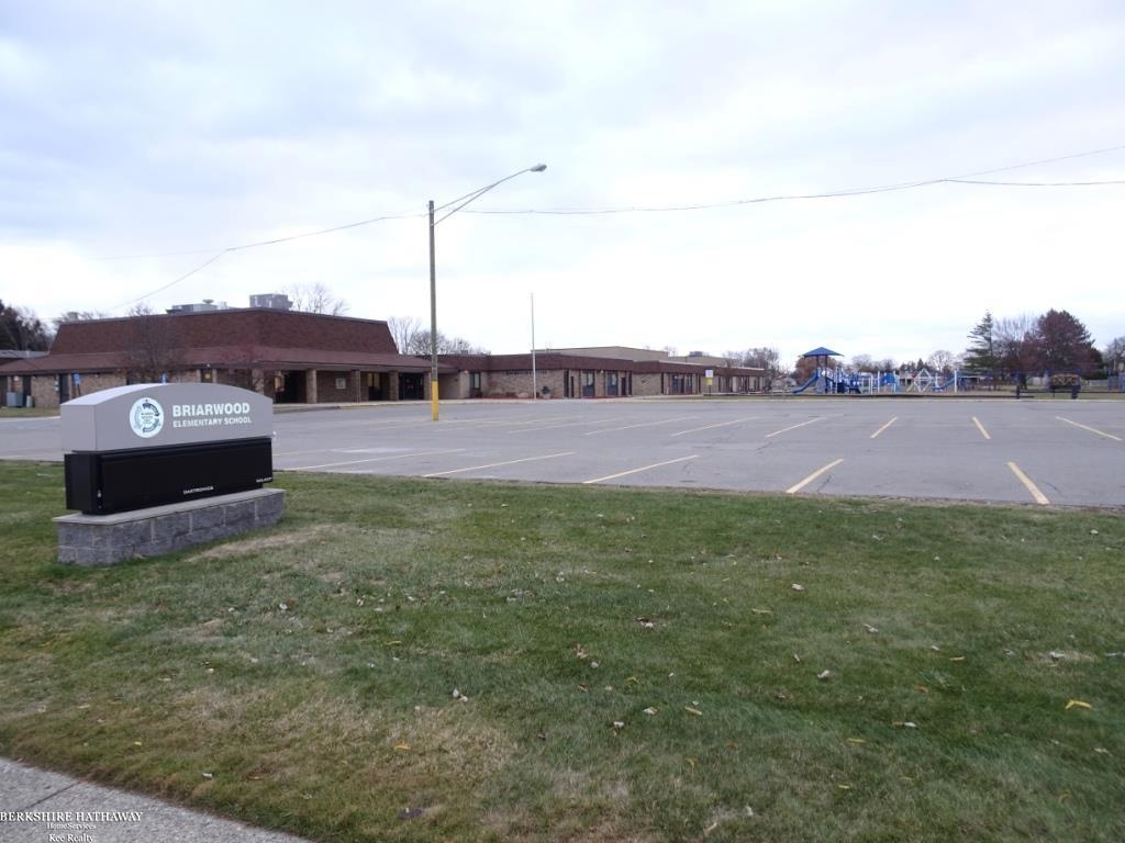 Warren, Michigan 48088, United States, 3 Bedrooms Bedrooms, ,2 BathroomsBathrooms,Residential,Active,250183