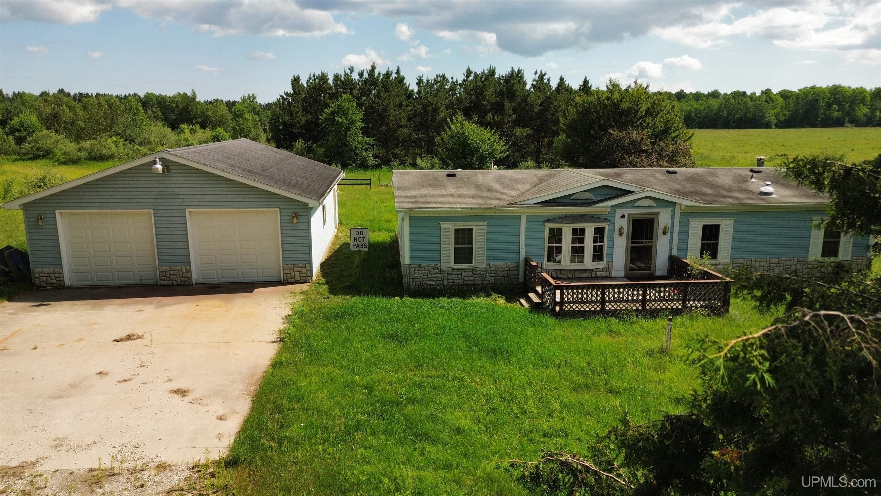 11689 Advent Road