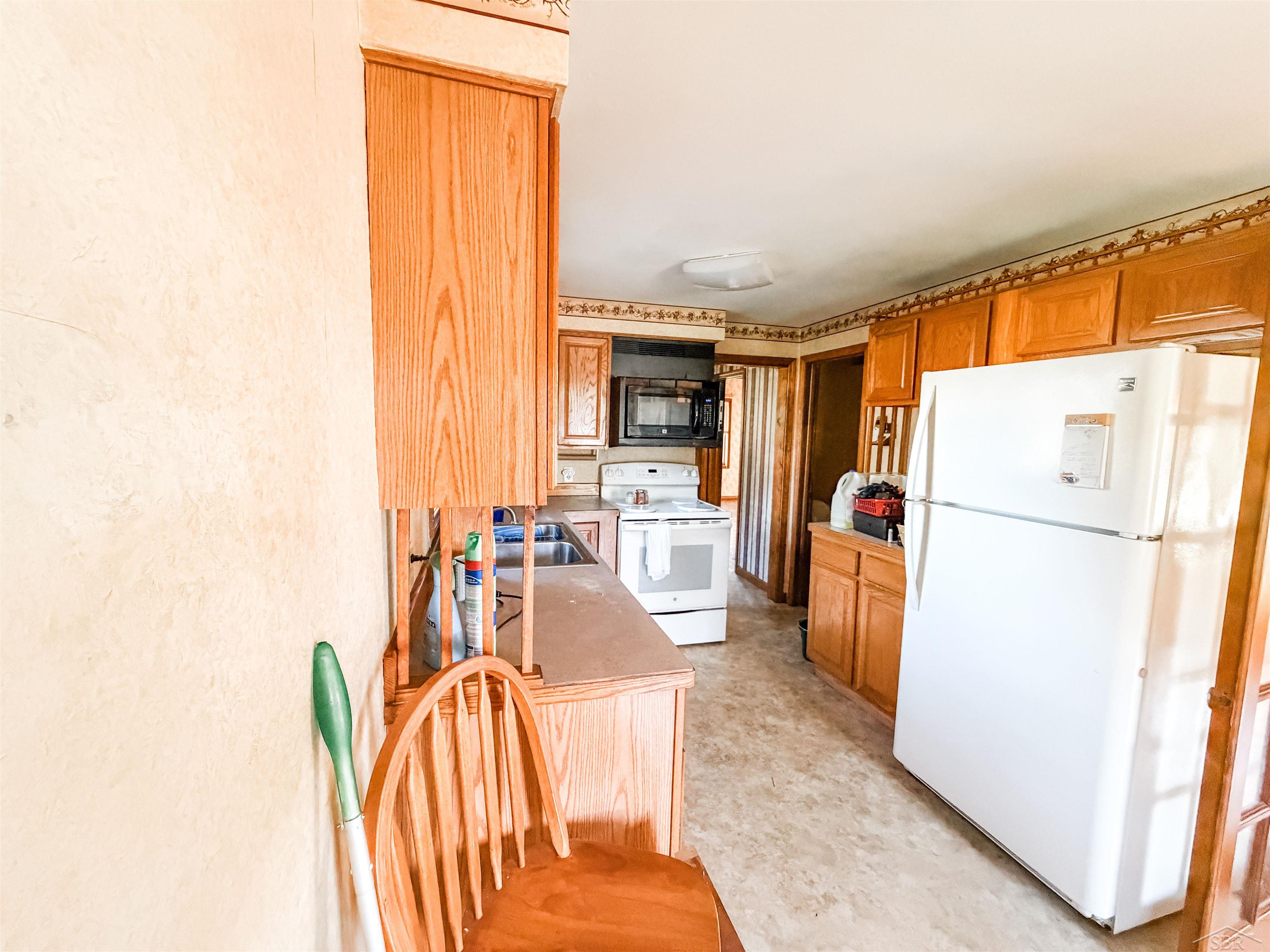506 N Elevator Road