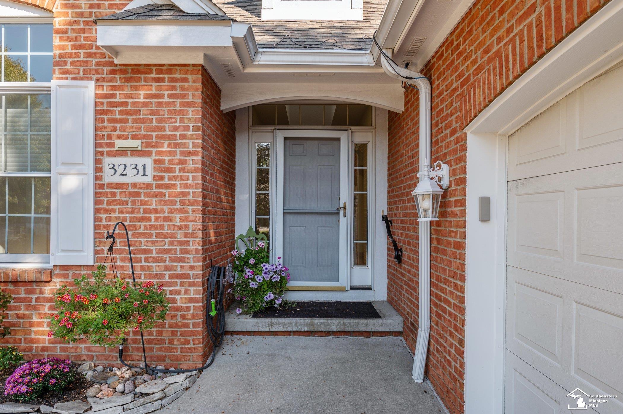 3231 Ravine Hollow Court