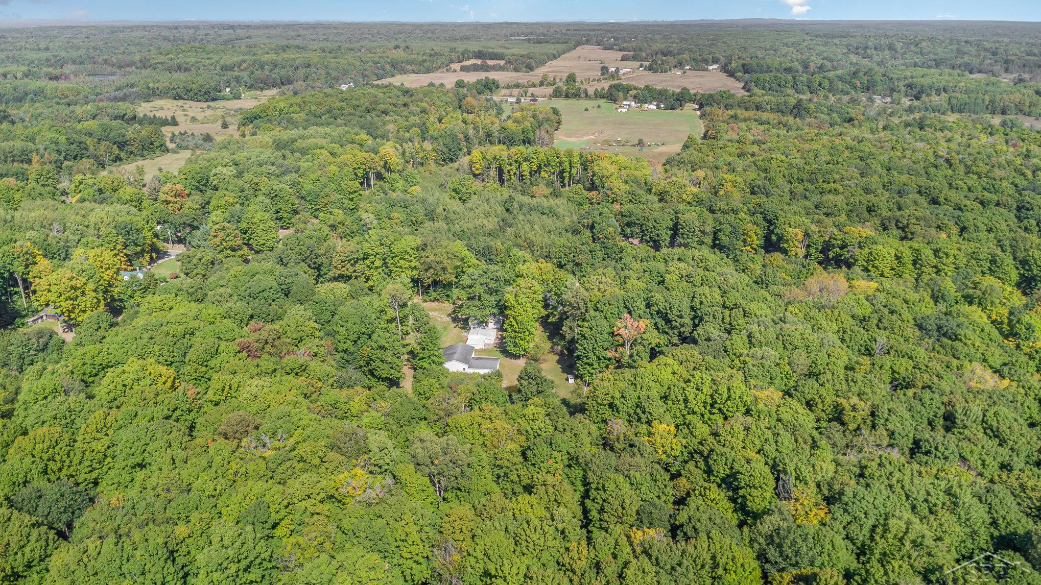 Harrison, Michigan 48625, United States, 4 Bedrooms Bedrooms, ,3 BathroomsBathrooms,Residential,Active,42039