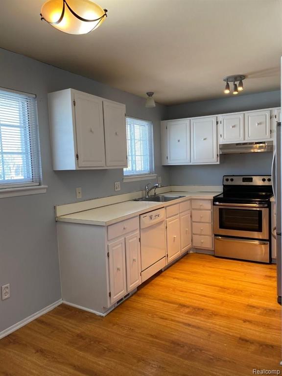 Bloomfield Hills, Michigan 48304, United States, 2 Bedrooms Bedrooms, ,1 BathroomBathrooms,Residential,Active,192871