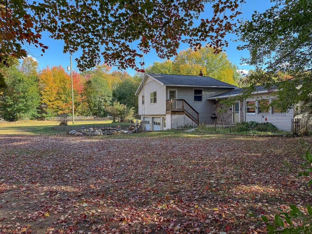 Photo of 4063 W Curtis Road, Coleman, MI 48618 (MLS # 50224124)