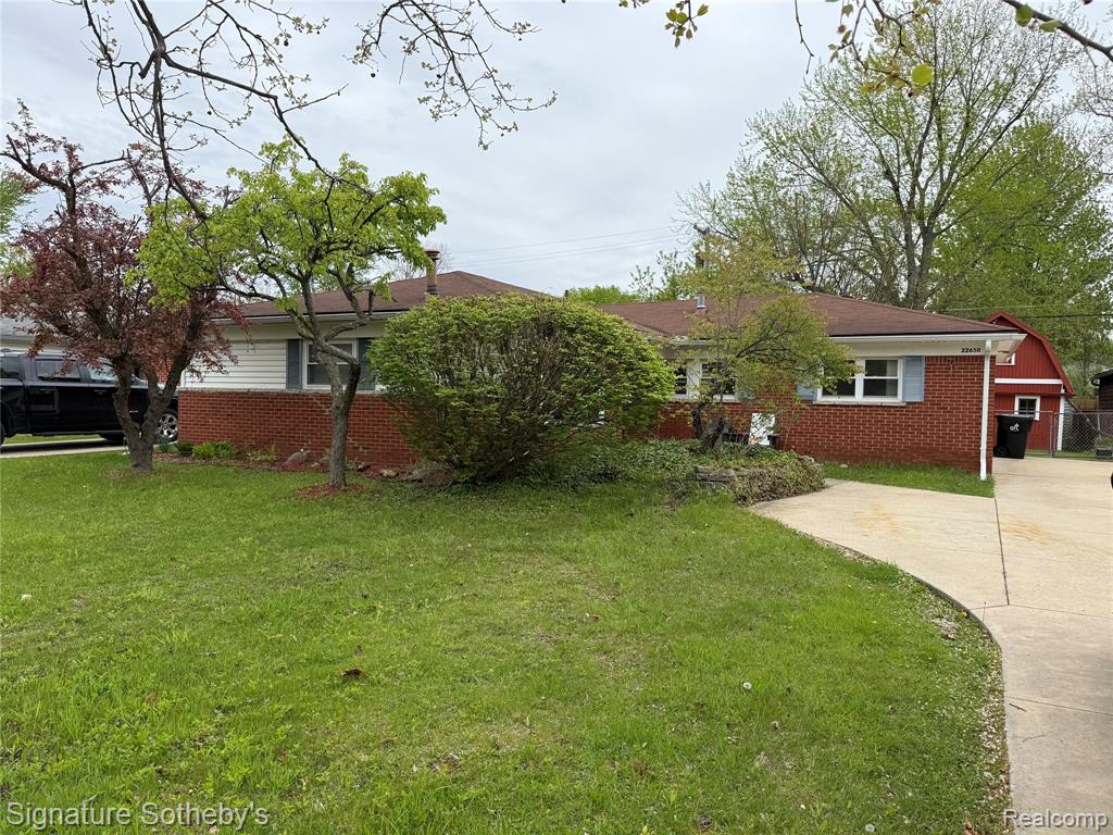 22650 Glenmoor Heights