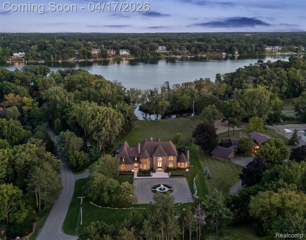 5305 Elmgate Bay Drive