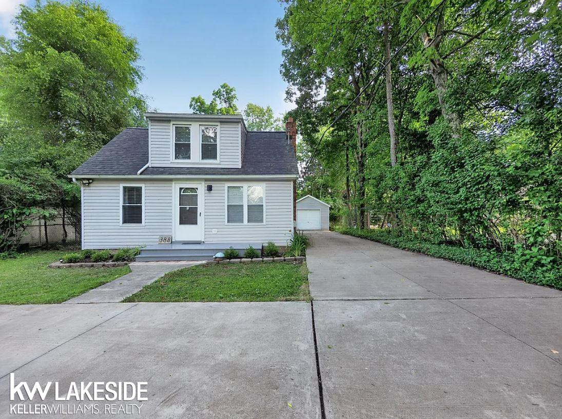 388 E South Boulevard