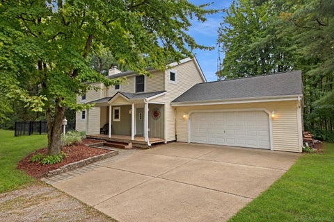 Photo of 496 Kuwe Lane, Lapeer, MI 48446 (MLS # 50222399)