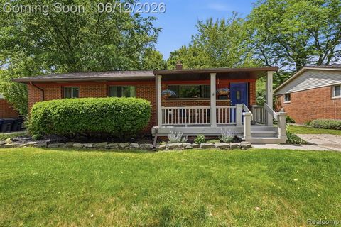 Photo of 1061 Western Drive, Ann Arbor, MI 48103 (MLS # 61001157)