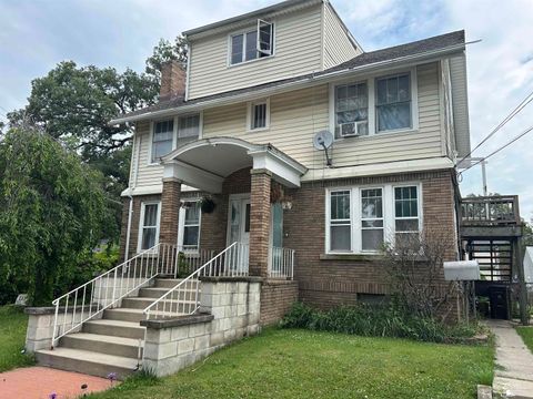 115 E 8th Street Monroe MI 48161