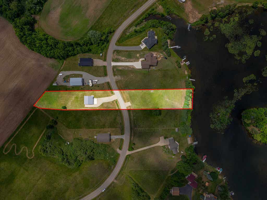 Photo of 2160 Willow Bay Lane, Gladwin, MI 48624 (MLS # 50211231)