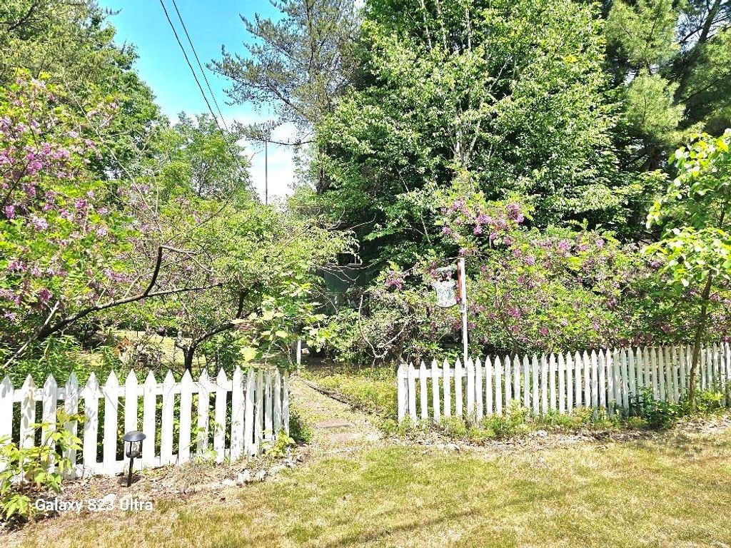 Photo of 1461 Birma Trail, Beaverton, MI 48612 (MLS # 50178612)